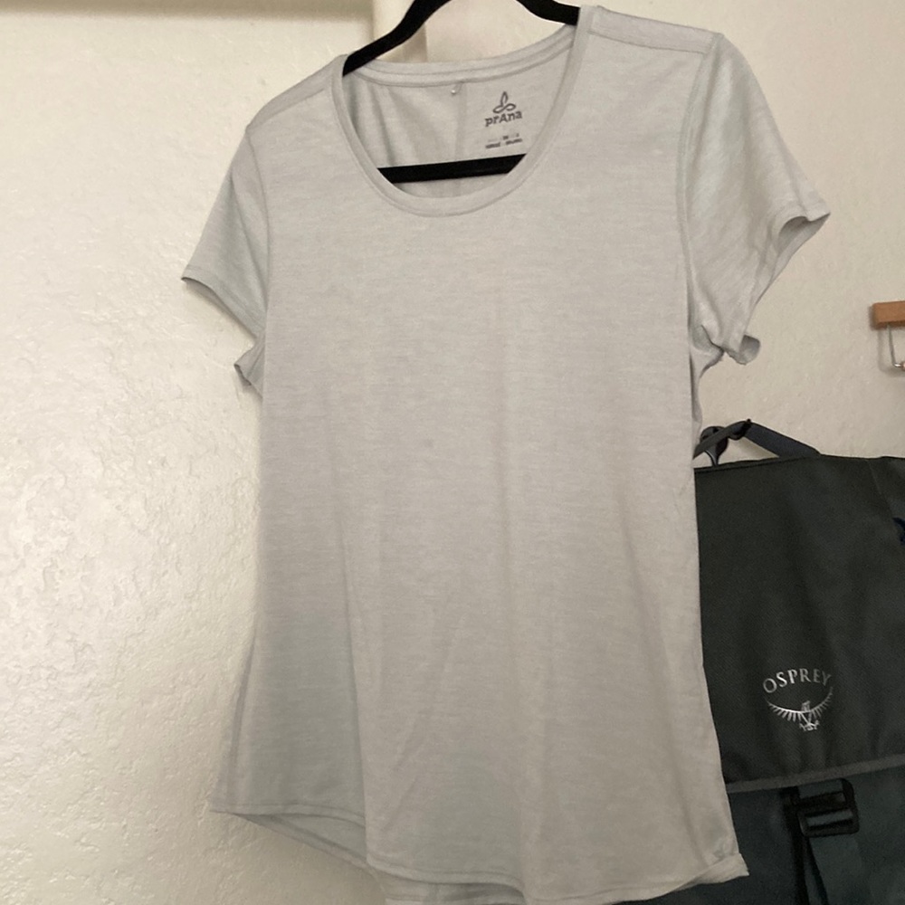 Prana Workout Tee, size small